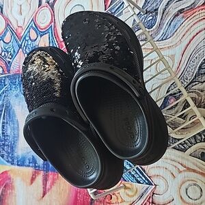 Multi color sequence Crocs